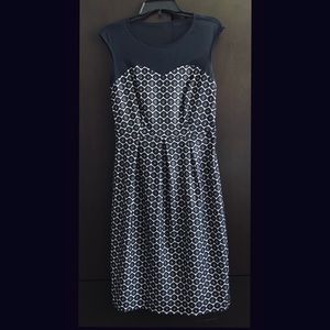 Classic sleeveless dress